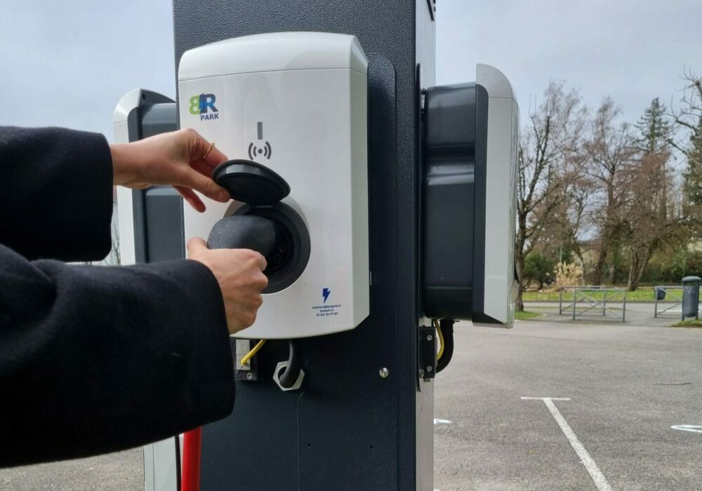 Borne de recharge partagée